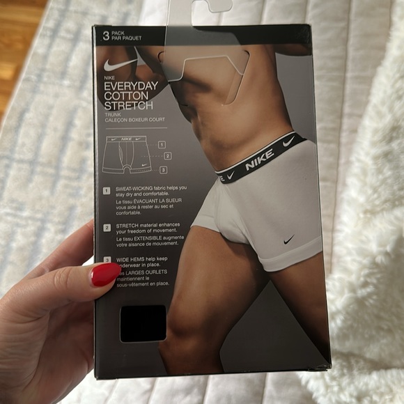 Nike Everyday Cotton Stretch Trunk Boxer Shorts - Picture 2 of 3
